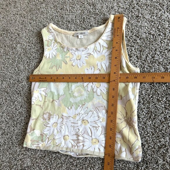 St. John Women's Small Yellow Daisy Floral Knit Sleeveless Top - Picture 5 of 6